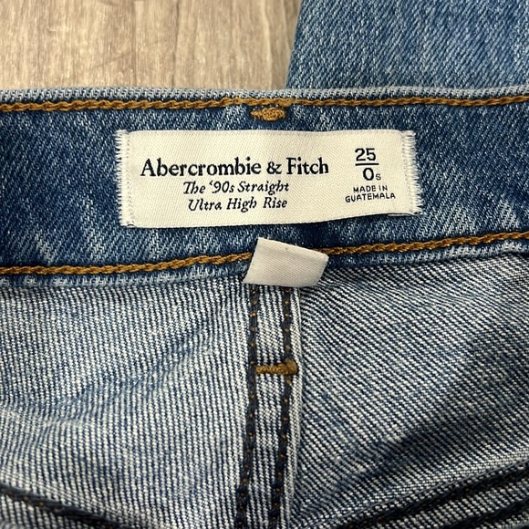 Abercrombie & fitch jeans - Picture 2 of 3